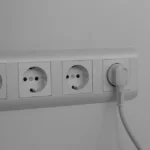 Smart TV desligando sozinha: causas e como resolver